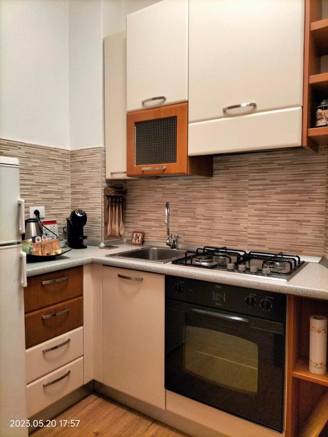 Grace'S Home Bellano Bagian luar foto