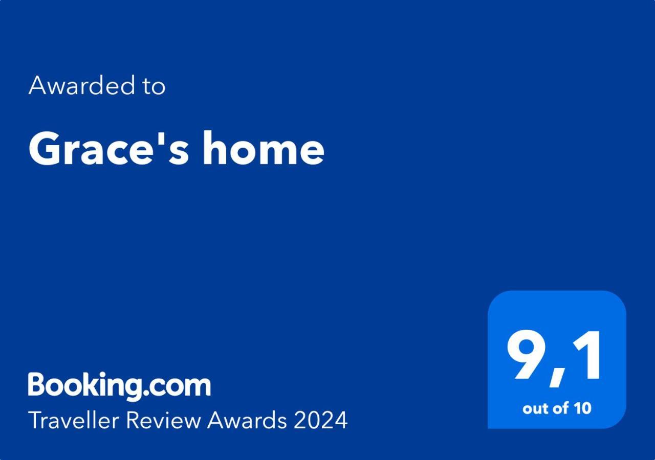Grace'S Home Bellano Bagian luar foto
